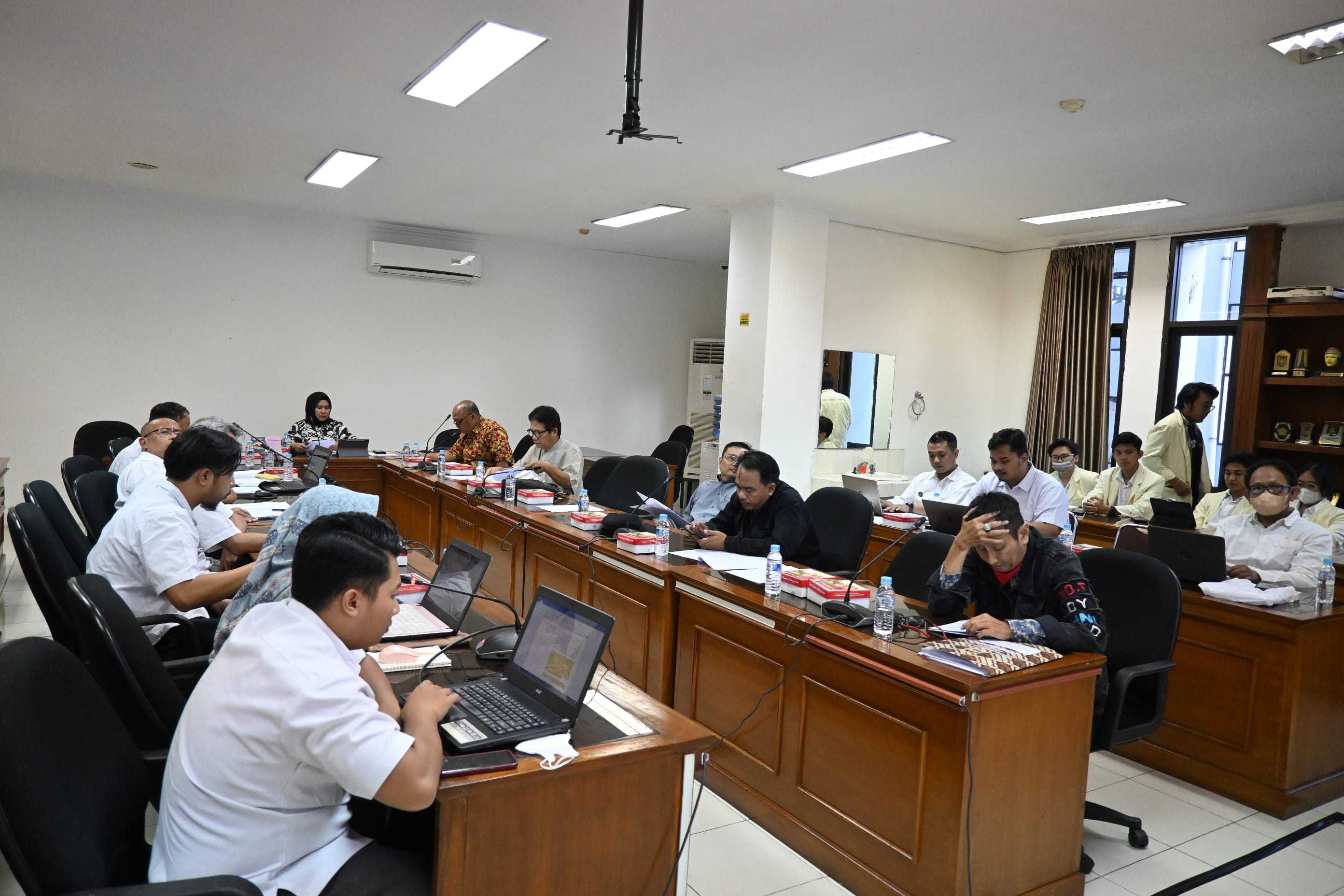 Rapat Pansus Peraturan Daerah Tentang Penyelenggaran Pendidikan