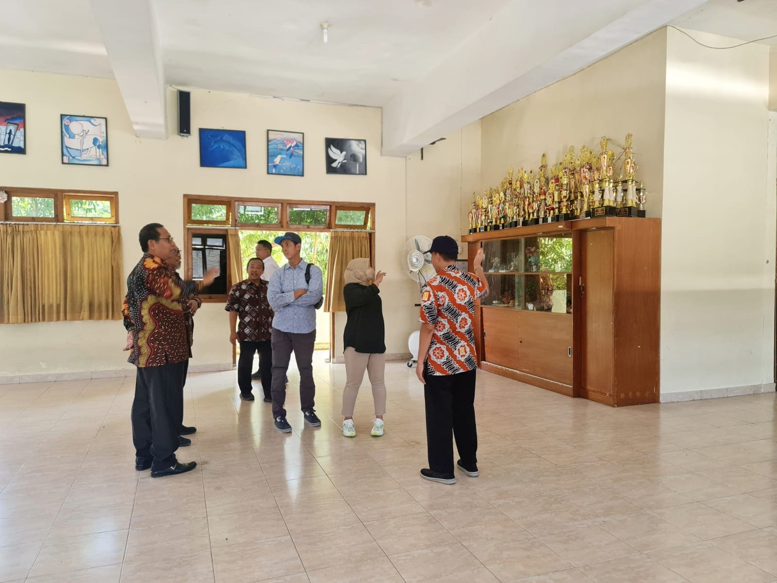 Komisi C DPRD Kota Yogyakarta Tinjau Pembangunan SMPN 9 Bersama DPUPKP dan Bagian Administrasi Pemerintahan